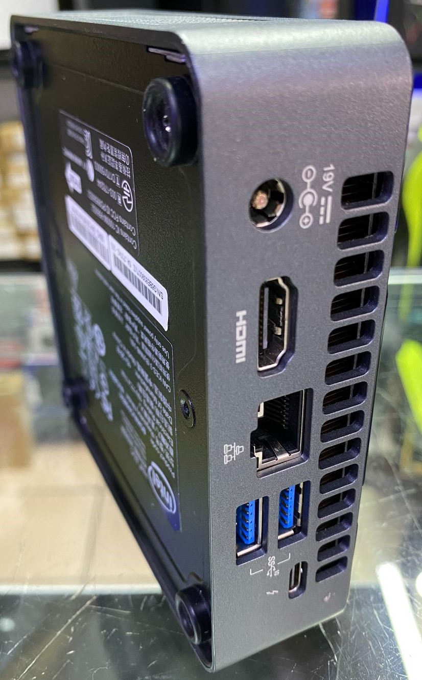 PC73W MICRO GABINETE INTEL NUC , i5-8259U, 8GB RAM, 256GB SSD