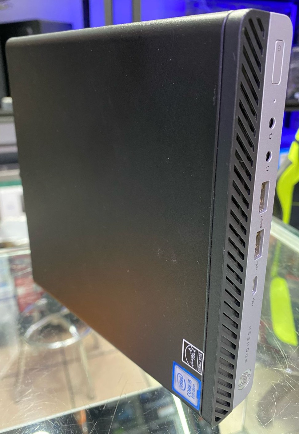 PC74W MICRO GABINETE HP PRODESK 600 G4 i5-8500T, 8GB RAM, 256GB SSD