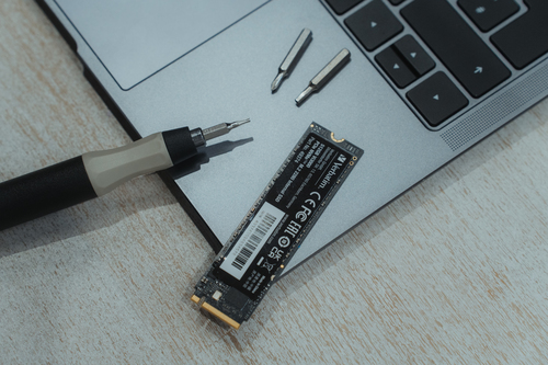 023942493747 Ssd Verbatim Vi3000 512gb, M.2, Pci Express 3.0 Lectura 3100 Mb/s, Escritura 2100 Mb/s